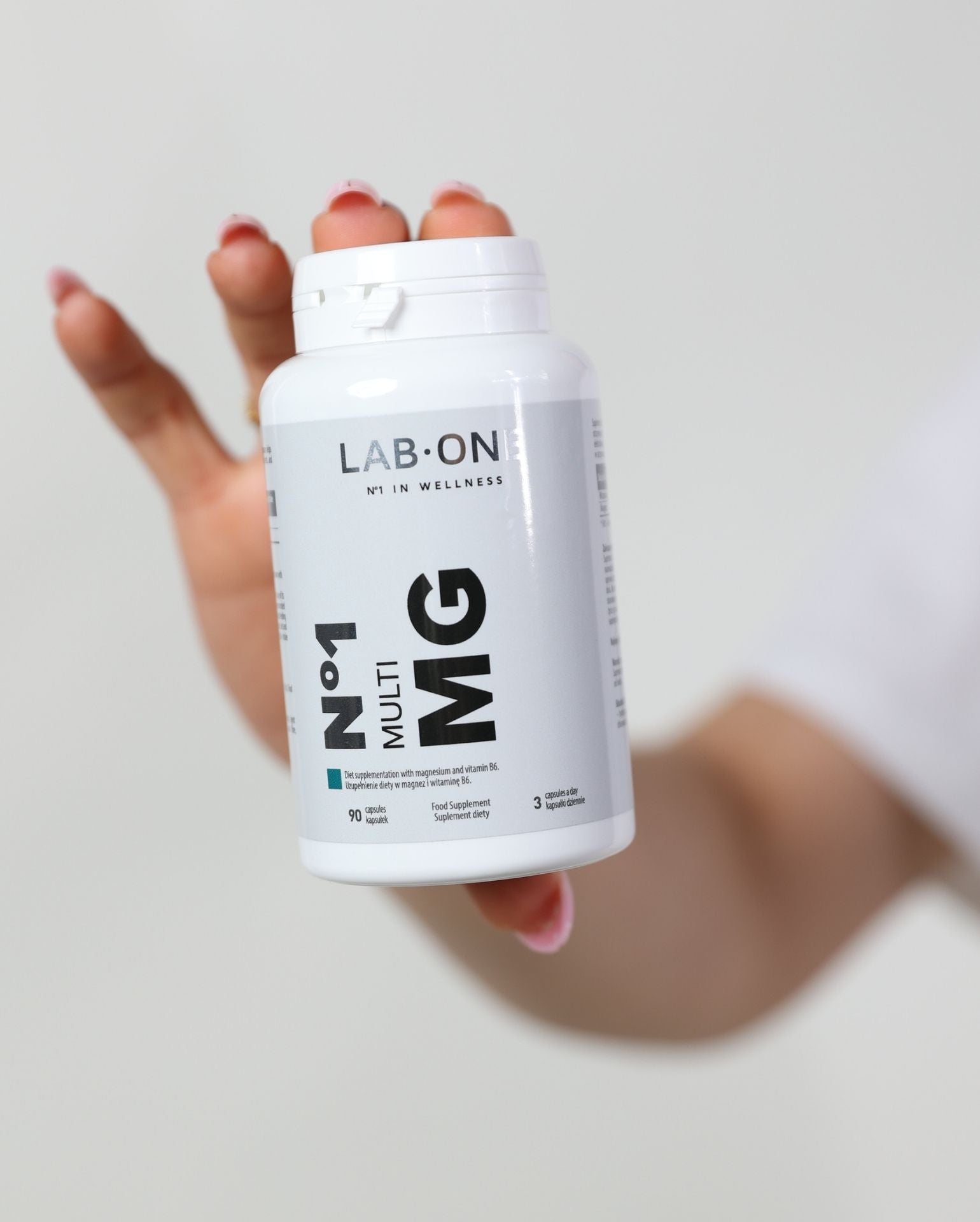 LAB ONE MULTI MG Natural Vegán Magnézium Vit B6 Egészséges fogak és csontok 90db